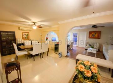 Casa de 3 habitaciones, Panamá · Venta en Betania Altos de Miraflores Casa