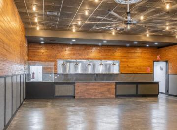 Local comercial · 304m² · 6 Estacionamientos · Obarrio, Local 304 m² Disponible a Solo $5550
