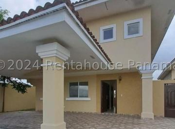 Casa de 3 habitaciones, Panamá · Casa en Venta en Brisas del Golf