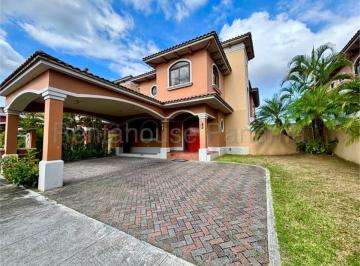 Casa de 4 habitaciones, Panamá · Casa en Venta en Costa Sur