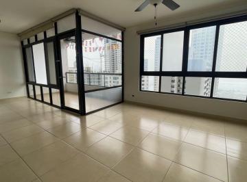 Apartamento · 202m² · 3 Recámaras · 2 Estacionamientos · Alquiler de Apartamento en Parque del Mar