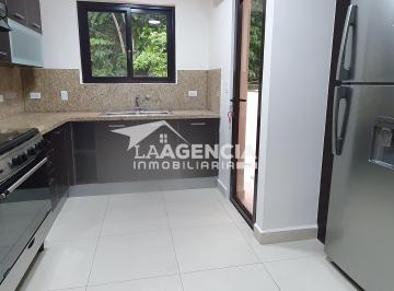 Apartamento de 3 habitaciones, Panamá · Albrook, Venta de Apartamento en Res. Embassy Village con Amplia Terraza