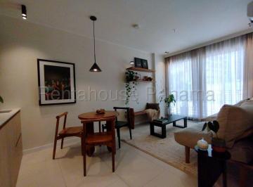 Apartamento de 2 habitaciones, Panamá · Venta en El Cangrejo PH Amara Apartamento