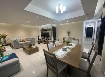 Apartamento de 3 habitaciones, Panamá · Venta de Apartamento en Costa del Este