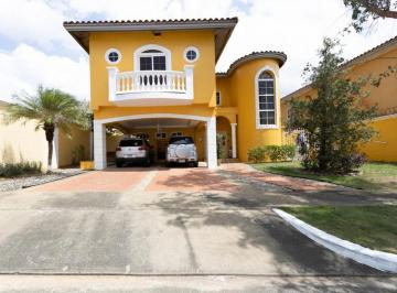 Casa de 3 habitaciones, Panamá · Vendo Casa en Ancon
