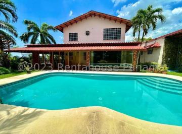 Casa de 5 habitaciones, San Miguelito · Vendo Casa en Villa Lucre