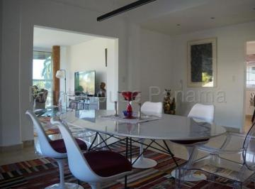 Casa en Venta de 6 habitaciones Albrook · Venta de Casa en Albrook