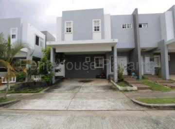 Casa de 3 habitaciones, San Miguelito · Venta de Casa en Brisas del Golf Augusta 157 m
