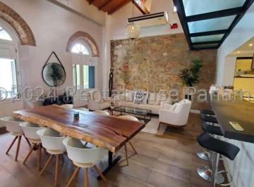 Apartamento de 3 habitaciones, Panamá · Venta de Apartamento en Casco Antiguo
