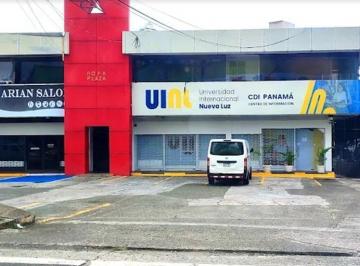 Local comercial · 2000m² · 1 Estacionamientos · Local Plaza Comercial