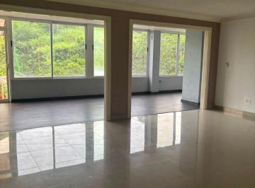 Apartamento de 3 habitaciones, Panamá · Se Vende Amplio Apartamento en PH Altamira Gardens