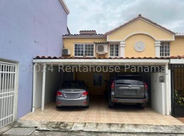 Casa de 3 habitaciones, Panamá · Casa en Venta en Altos de Panamá