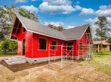 Casa de 2 habitaciones, Volcan · Casa Nueva de Madera en Preventa en Volcán, Chiriquí