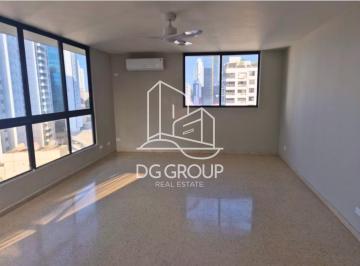 Apartamento · 270m² · 3 Recámaras · 2 Estacionamientos · Alquiler de Apartamento PH Vista Bella Plaza