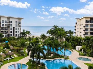 Apartamento de 2 habitaciones, Chame · Apartamento de Playa de Dos Recámaras con Suite Lock Off en Playa Caracol