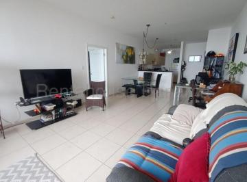 Apartamento de 1 habitación, Panamá · Venta de Apartamento en Av Balboa