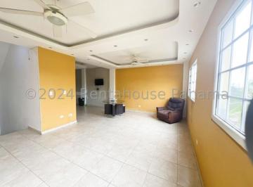 Casa de 3 habitaciones, Panamá · Venta de Casa en Altos de Panamá
