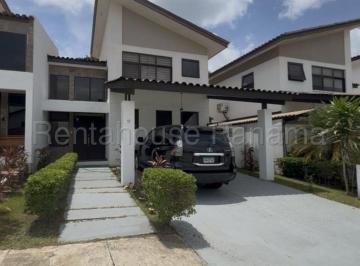 Casa de 3 habitaciones, La Chorrera · Venta de Casa en Costa Verde