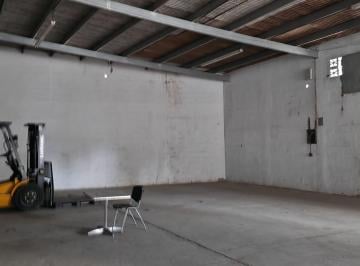 Bodega-Galpón-Depósito · 600m² · 6 Estacionamientos · Alquiler de Galera de 650 m en Carrasquilla