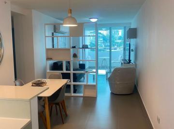 Apartamento · 106m² · 3 Recámaras · 1 Estacionamientos · Alquiler de Apartamento en PH Altamira Residences. Vc