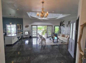 Casa de 4 habitaciones, Panamá · Venta Casa Saboga