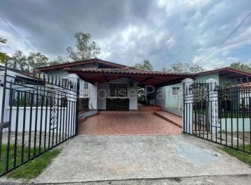 Casa de 4 habitaciones, Panamá · Casa en Venta en Villa Lucre Ym