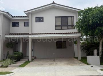 Casa de 3 habitaciones, Panamá · Casa en Venta en Paseo del Norte Ym
