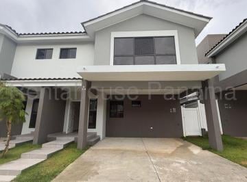 Casa de 3 habitaciones, Panamá · Casa en Venta en Paseo del Norte Ym
