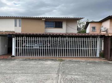 Casa de 3 habitaciones, Panamá · Vendo Casa de 172 m² en Parque Lefevre 27 - 1116gg