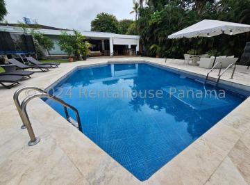 Casa de 4 habitaciones, Panamá · Venta de Casa con Piscina en San Francisco, Altos del Golf.