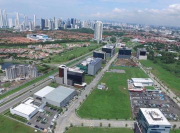 Terreno / Lote , Panamá · Santa Maria Zona Comercial y Industrial Terrenos 11,782 m² y 2,619 m²