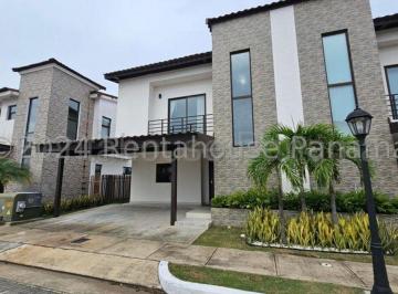 Casa de 3 habitaciones, Panamá · Casa en Venta en Costa Sur