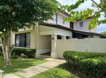 Casa de 3 habitaciones, Panamá · Casa en Venta en Panama Pacífico