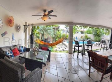 Casa de 3 habitaciones, Panamá · Casa de 500 m² con 3 Recámaras en Alquiler en Costa del Este