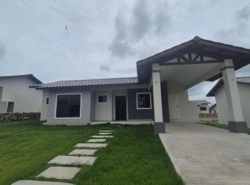 Casa de 2 habitaciones, Boquete · Grand Canyon Boquete, Ruta 10 Hacia Caldera, Boquete, Chiriquí Cod. 27 - 501 / Lic. Pj - 111 - 15