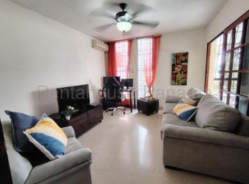 Casa de 3 habitaciones, Panamá · Venta de Casa en Los Angeles