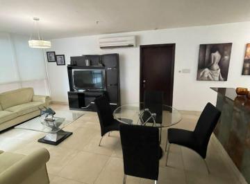 Apartamento de 2 habitaciones, Panamá · Venta de Apartamento en PH Villa del Mar, Av Balboa