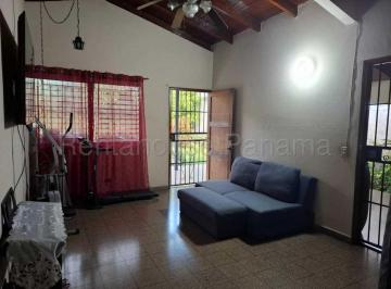 Casa de 4 habitaciones, Panamá · Venta Casa Betania