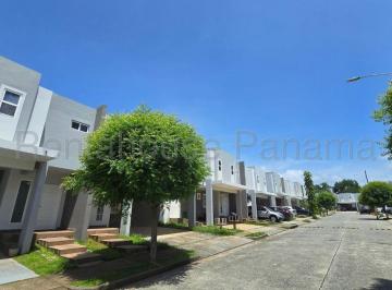 Casa de 3 habitaciones, San Miguelito · Casa en Venta en Brisas del Golf