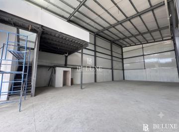 Bodega-Galpón-Depósito · 500m² · 6 Estacionamientos · Alquiler Galera / Bodega en Parque Lefevre (20)