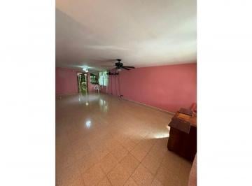 Apartamento de 3 habitaciones, Panamá · Venta Casa El Dorado