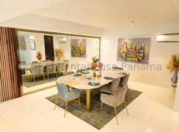 Casa de 4 habitaciones, Panamá · Amplia Casa en Alquiler en Altos del Golf
