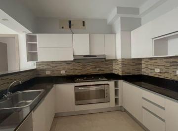 Apartamento de 4 habitaciones, Panamá · Amplio Apartamento en Venta en San Francisco PH Harmony 207 m²