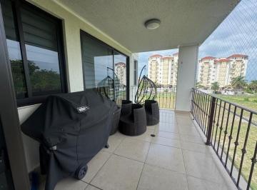 Apartamento · 97m² · 2 Recámaras · 1 Estacionamientos · Alquiler de Apartamento en Vista Mar, San Carlos
