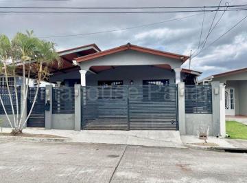 Casa de 3 habitaciones, San Miguelito · Venta de Casa en Brisas del Golf