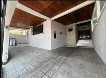 Casa de 3 habitaciones, Panamá · Vendo Amplia Casa en Hato Pintado (Db)