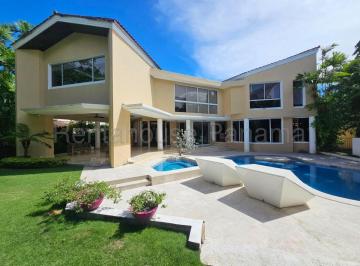 Casa de 4 habitaciones, Panamá · Venta Casa Exclusiva en Altos de Golf