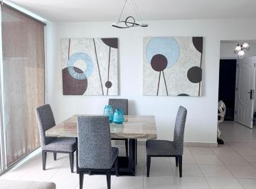Apartamento · 200m² · 3 Recámaras · 2 Estacionamientos · Apartamento Amoblado en Alquiler en San Francisco - PH Tao
