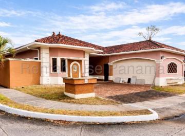 Casa de 4 habitaciones, Panamá · Vendo Casa de 625 m² en PH Sunset Coast, Costa Sur 27 - 1392gg