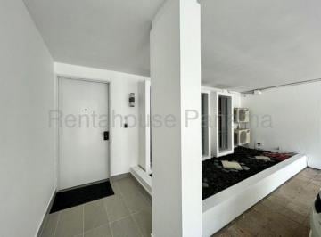 Casa de 4 habitaciones, Panamá · Venta de Casa en Obarrio